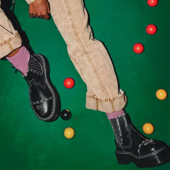 2976 GOTHIC AMERICANA PLATFORM CHELSEA MSRP$280 Limited Edition Fearless & Fluid - Picture 3 of 16